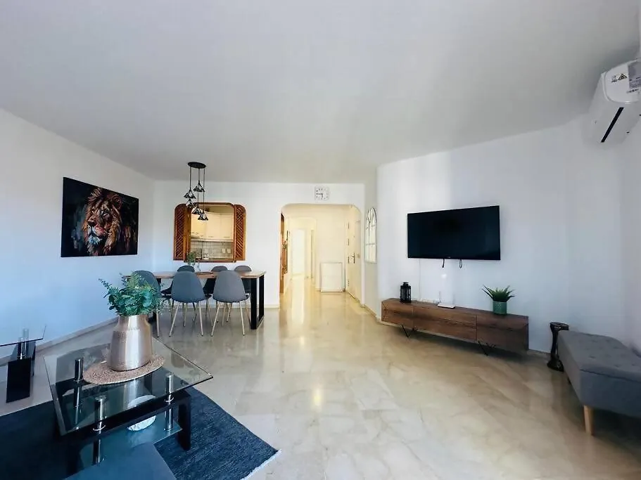 Flat In Matchroom Golf Pool Beach Fuengirola